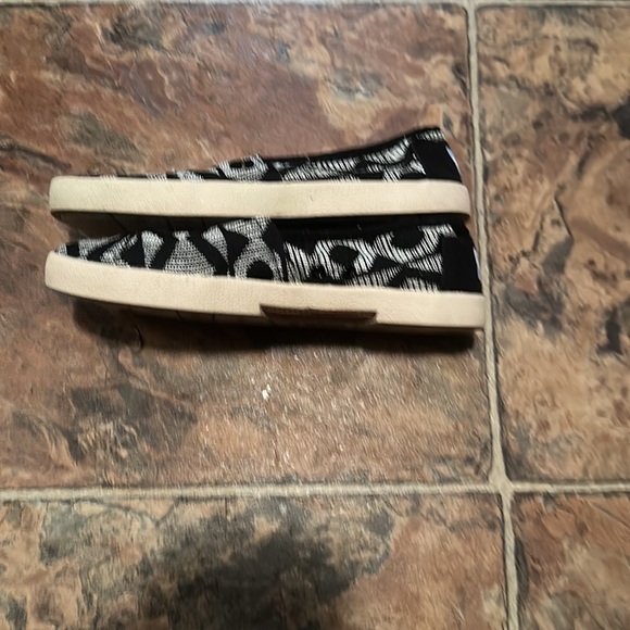 Toms Women's Avalon Sneaker
Style:
10004910 - Picture 3 of 7